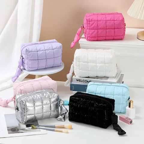 Classic Style Solid Color Polyester Square Makeup Bags